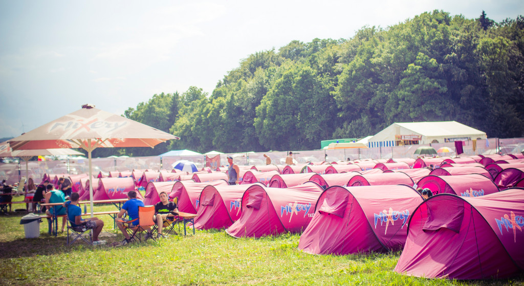 Das ist die beste Unterkunft auf dem Splash: Mixery Festival Camp